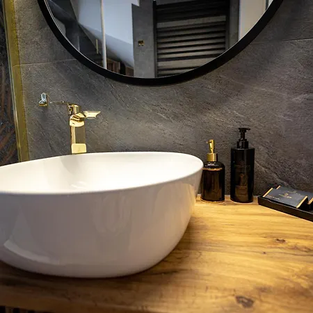 Apartmán Styl 4 Pory Roku, 1km Do Centrum, Parking *