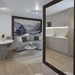 Styl 4 Pory Roku, 1km Do Centrum, Parking Διαμέρισμα *