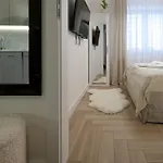 Διαμέρισμα Styl 4 Pory Roku, 1km Do Centrum, Parking